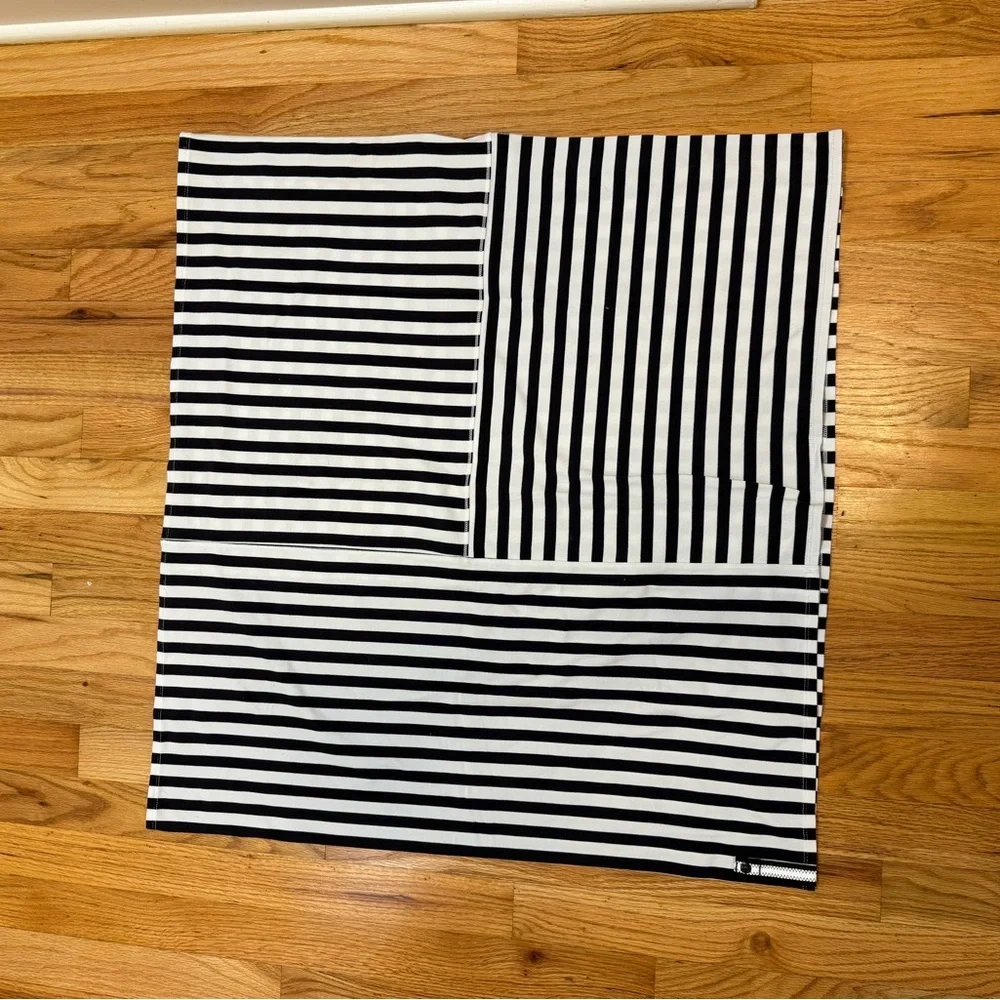 LuluLemon Vinyasa zip scarf